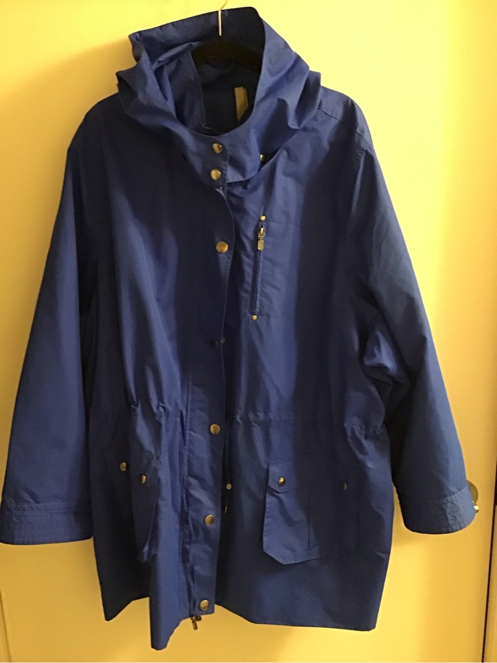 Women’s Solid Royal Blue Hooded Rain Jacket